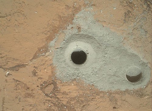 012uwa Curiosity провёл успешное бурение марсианской поверхности